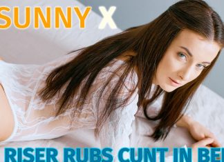 Early Riser Rubs Cunt In Bed
