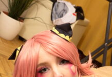 Tea Mint Is A Horny Gamer Girl Who Loves Cosplay Fucking