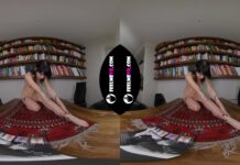 Voodoo 3D Virtual Reality Naked Yoga