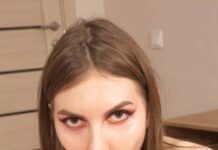 Cute And Sexy Alice Xo Services A Cock In VR