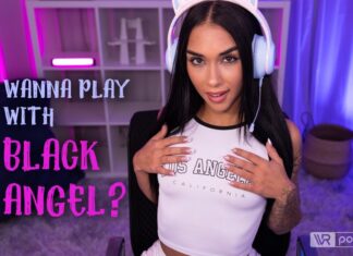 Erotic Gaming Session starring Black Angel