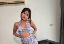 Stunning 18yo Asian Dick Ride in HighHeels